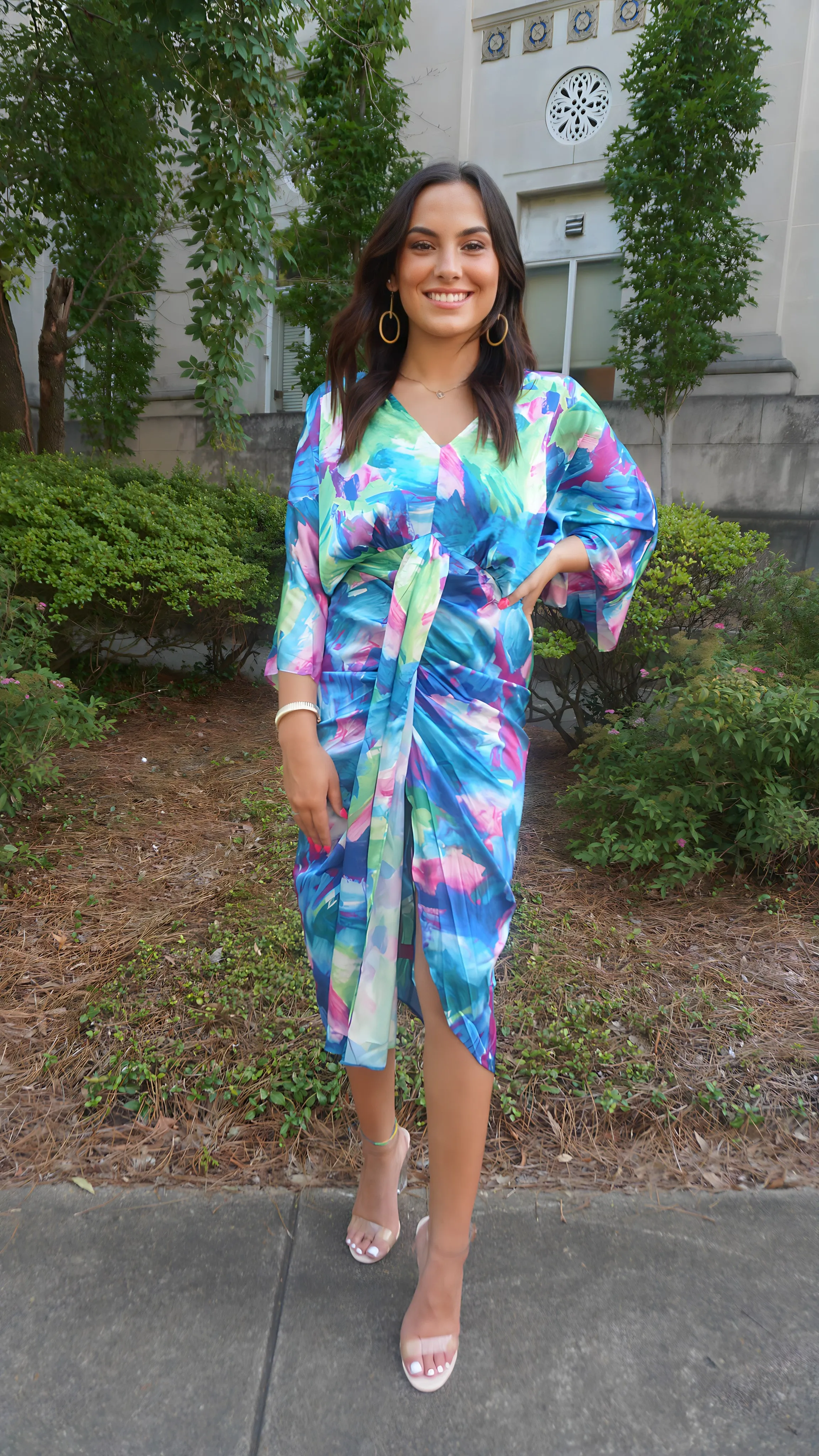 BLUE FLORAL KIMONO SLEEVE MIDI DRESS