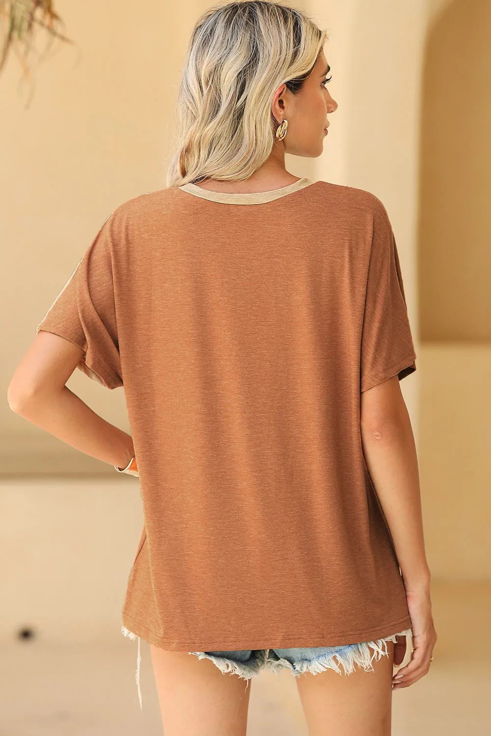 Brown Cold Shoulder Colorblock Splicing T-Shirt – Effortlessly Cool with a Bold Twist