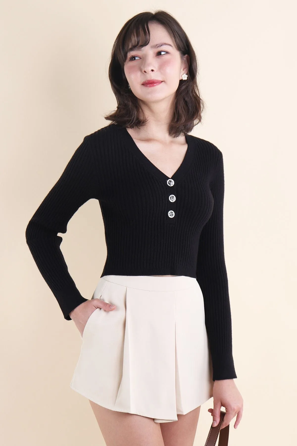 COCO RIBBED KNIT TOP IN BLACK