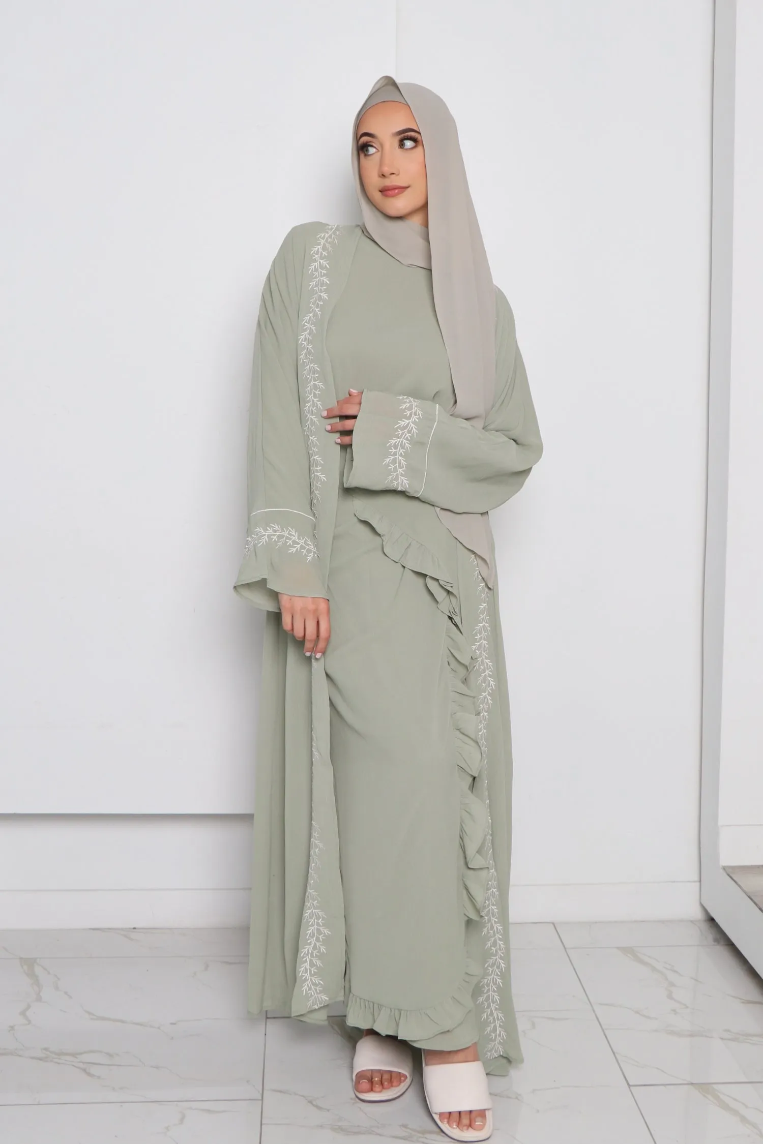 Dina Embroidery Abaya Set- Sage