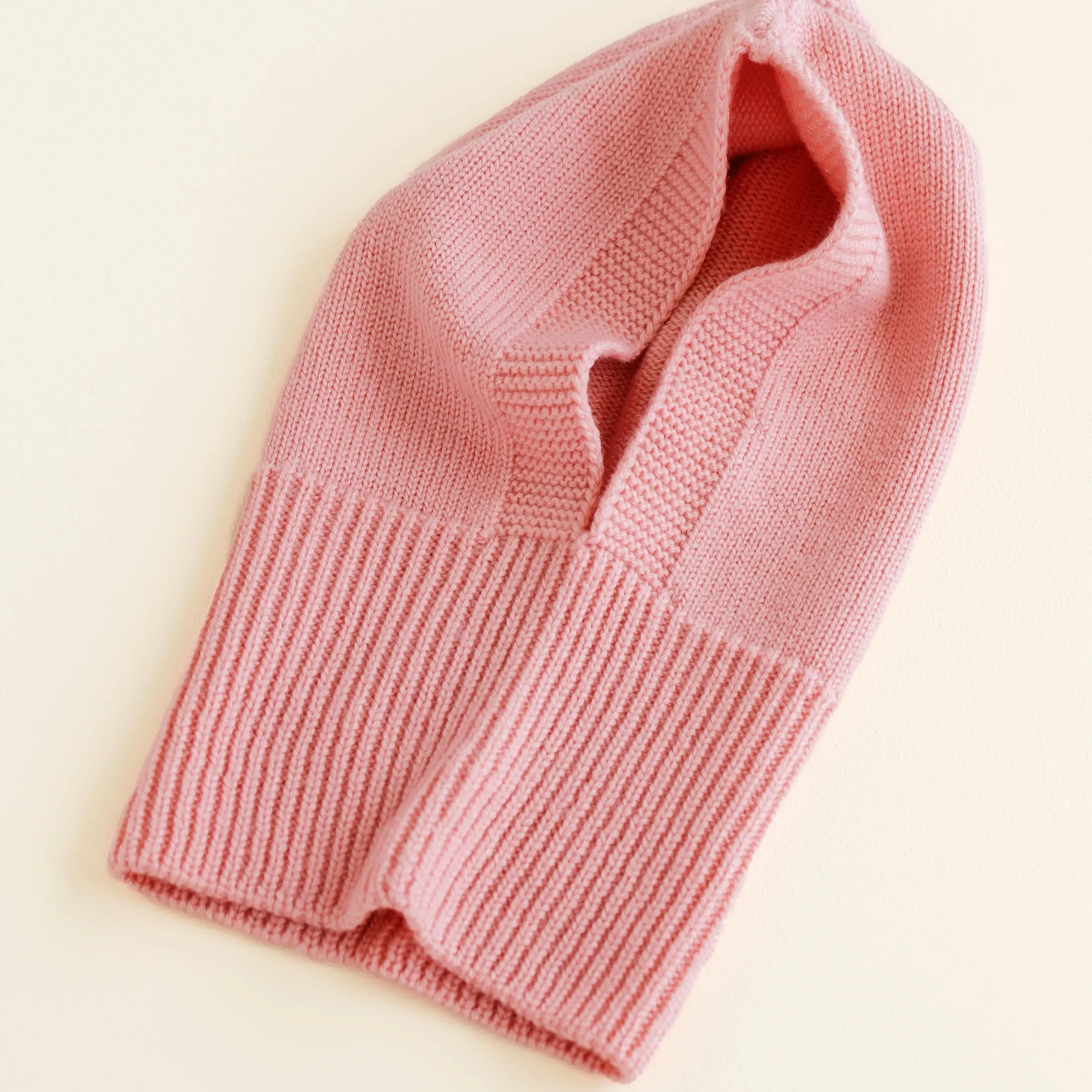 Eddy Merino Wool Balaclava (Bubblegum)