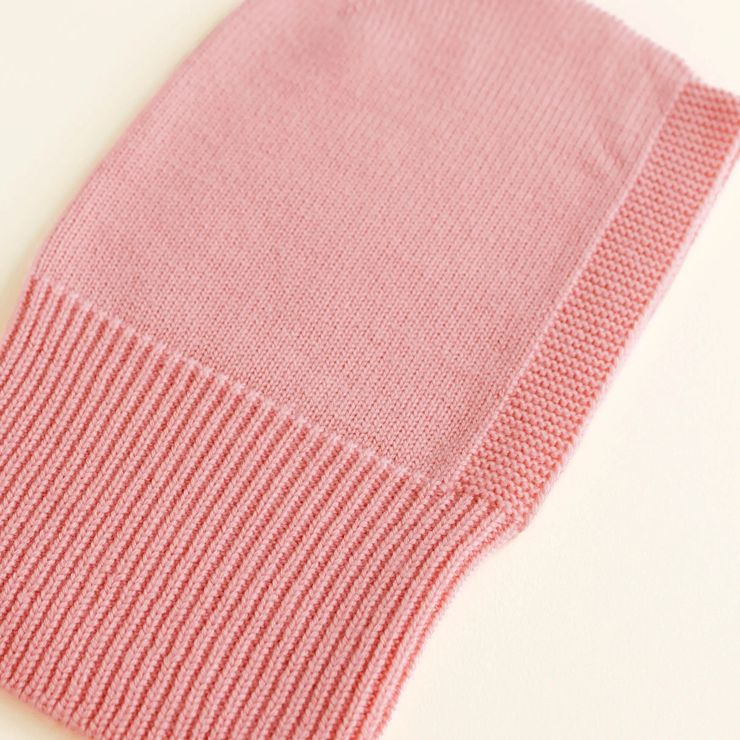 Eddy Merino Wool Balaclava (Bubblegum)