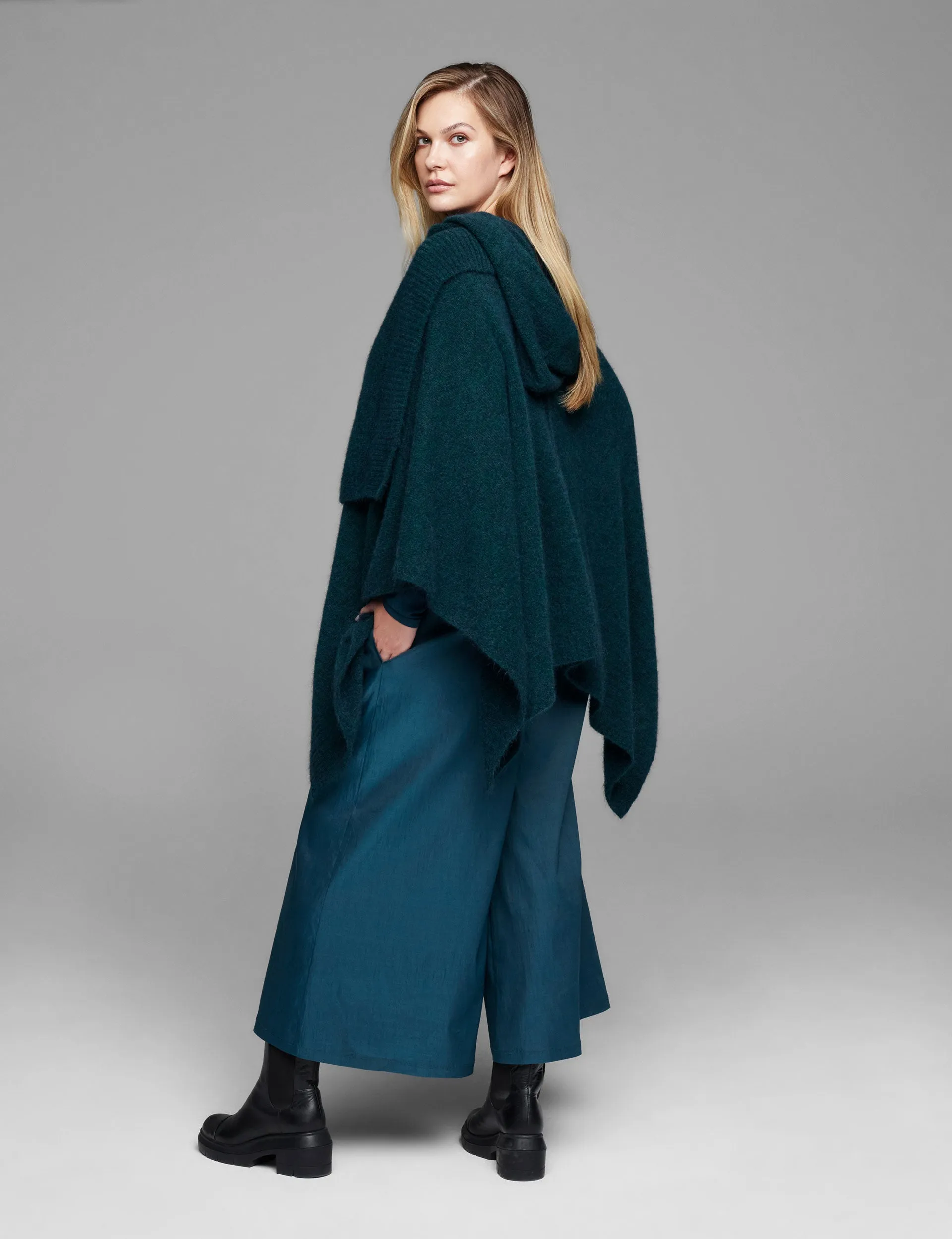 Hood Poncho - Peacock Blue