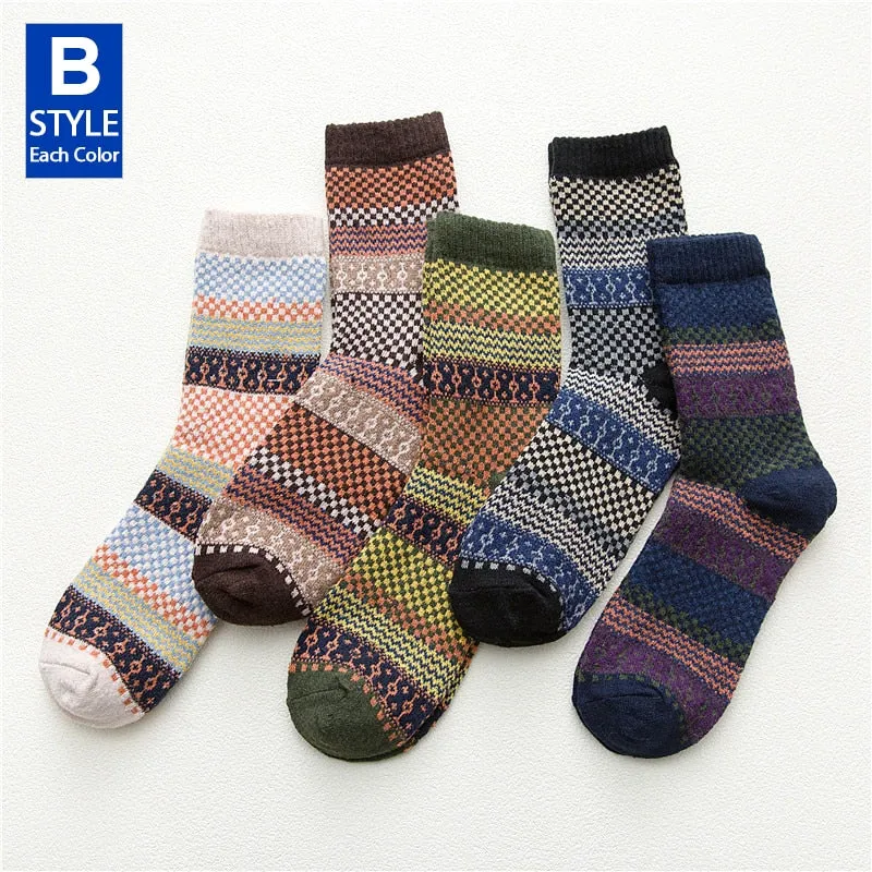 HSS Brand 5 Pairs Winter Men's Socks Thicken Sheep's Wool Socks Warm Men Retro Style Colorful Fashion Man Socks For Snow boots