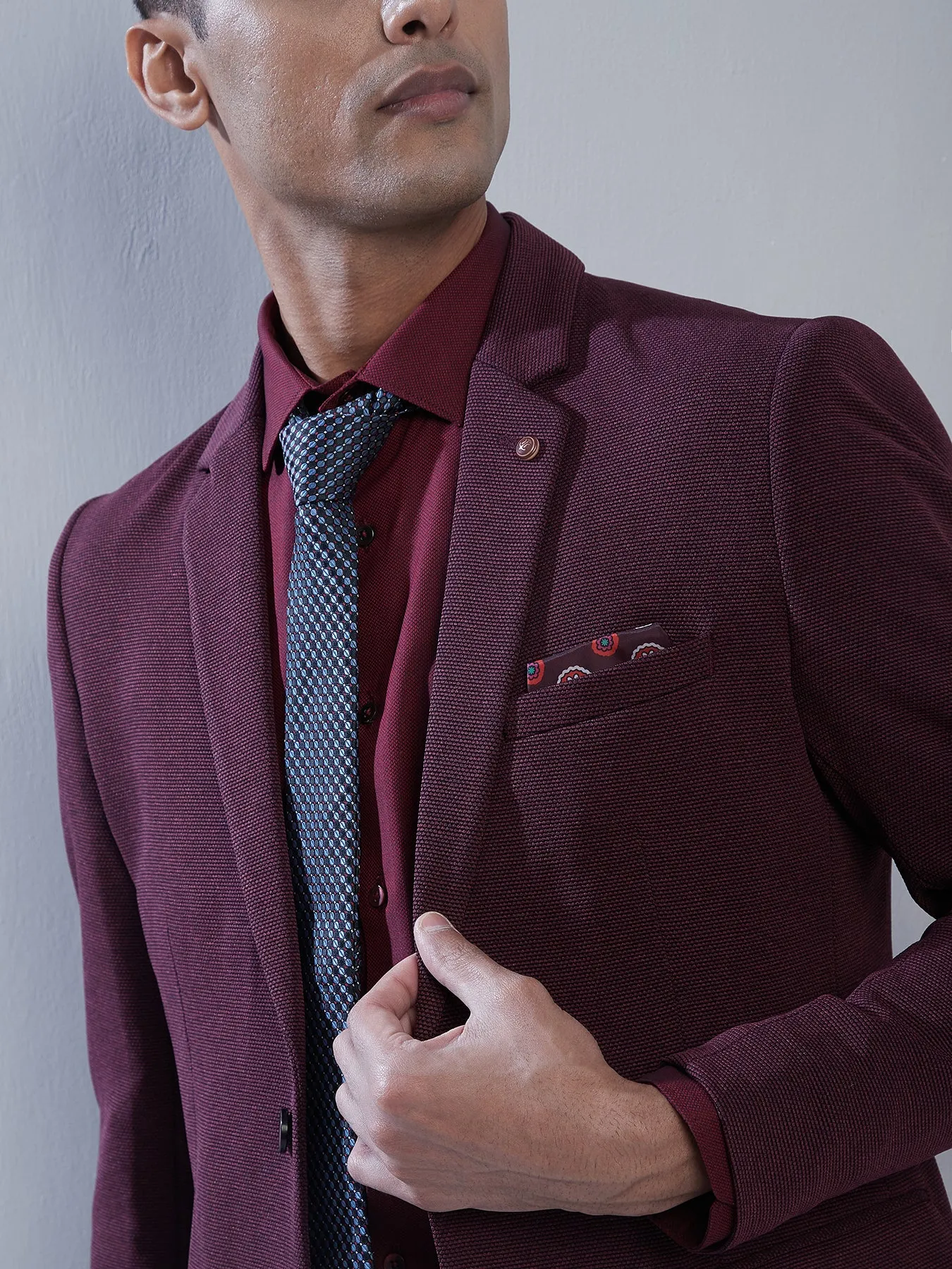 Knitted Maroon Dobby Slim Fit Full Sleeve Ceremonial Blazer