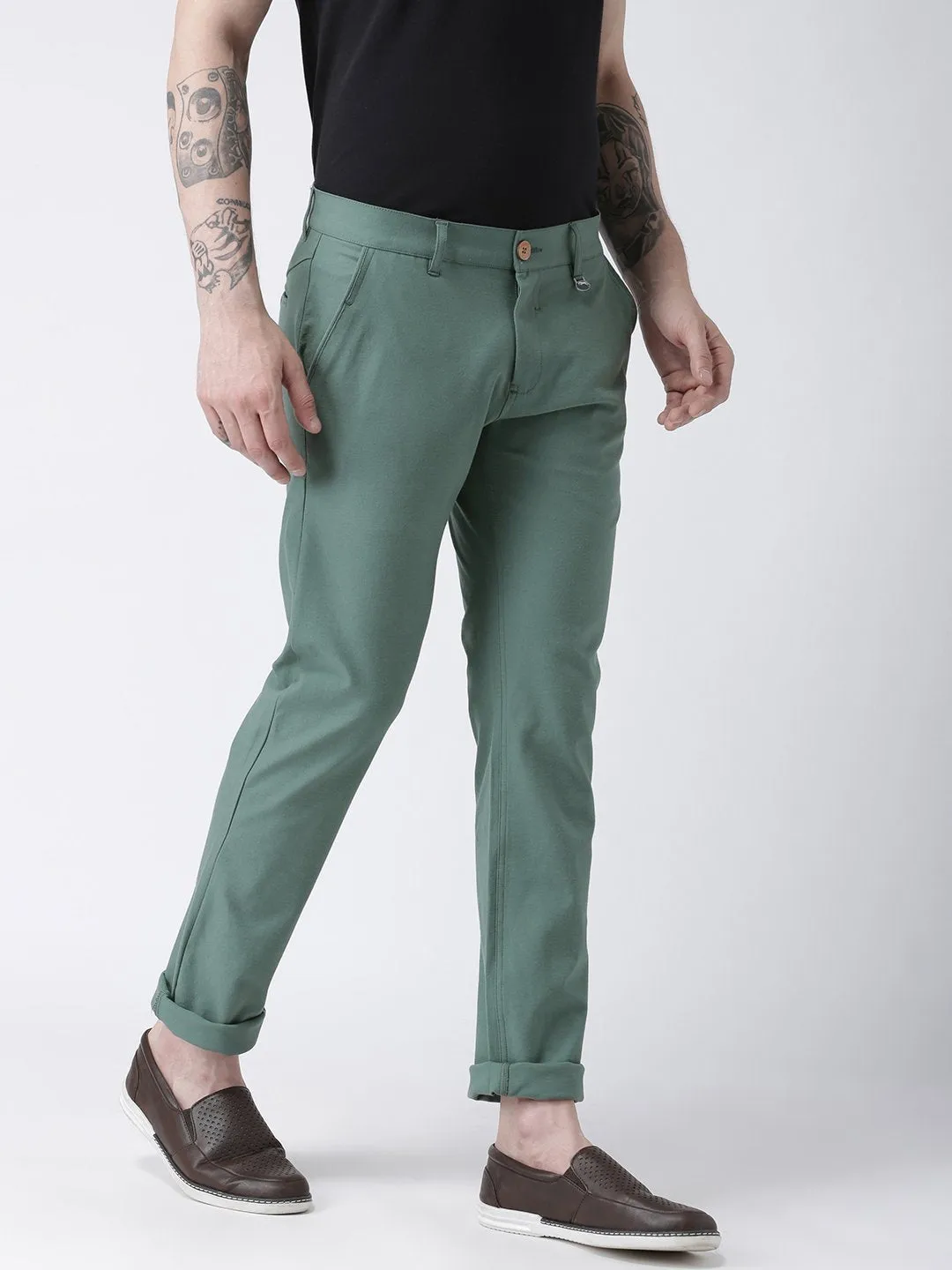 Men Grey Slim Fit Solid Chinos