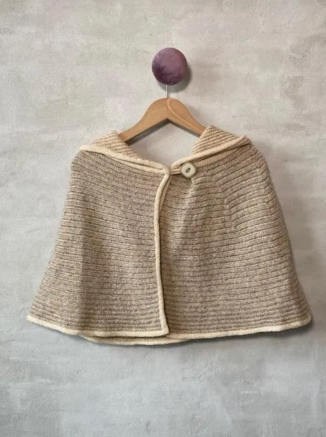 Mimi poncho by Hanne Falkenberg, pattern (only sold as part of kit) MGL OPSKRIFT