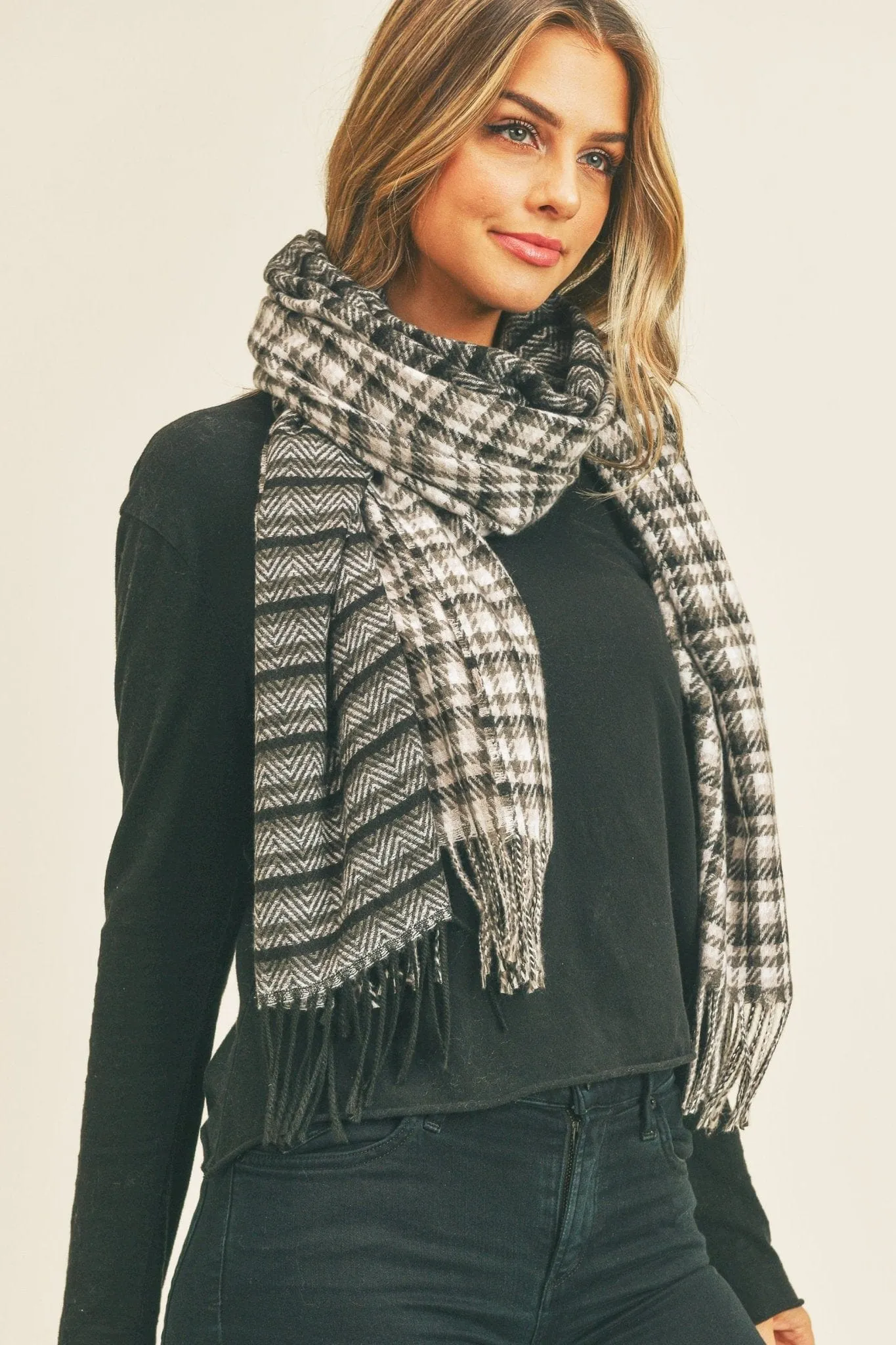 MS0266 Rachel Houndstooth Chevron Print Scarf