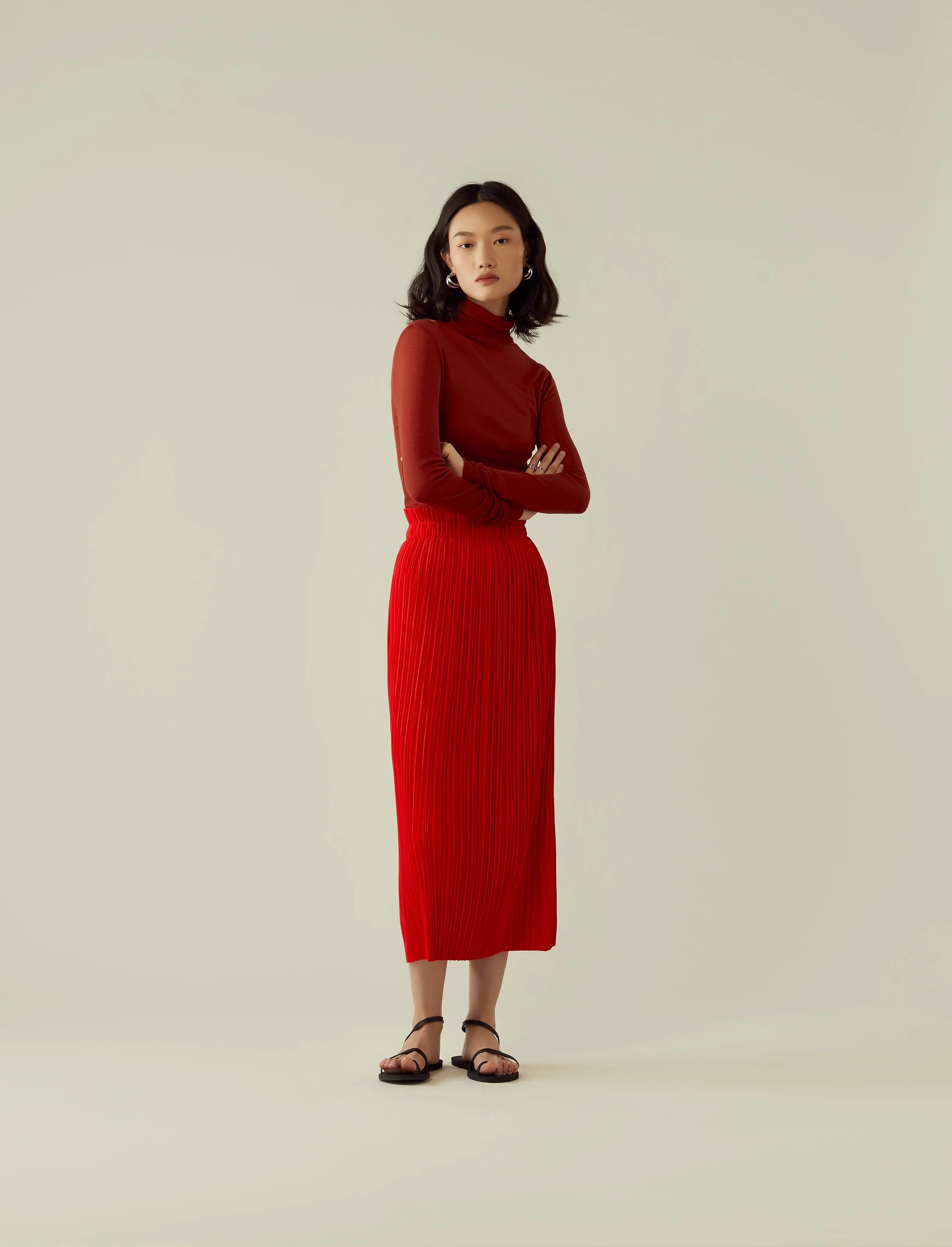 pleated midi skirt