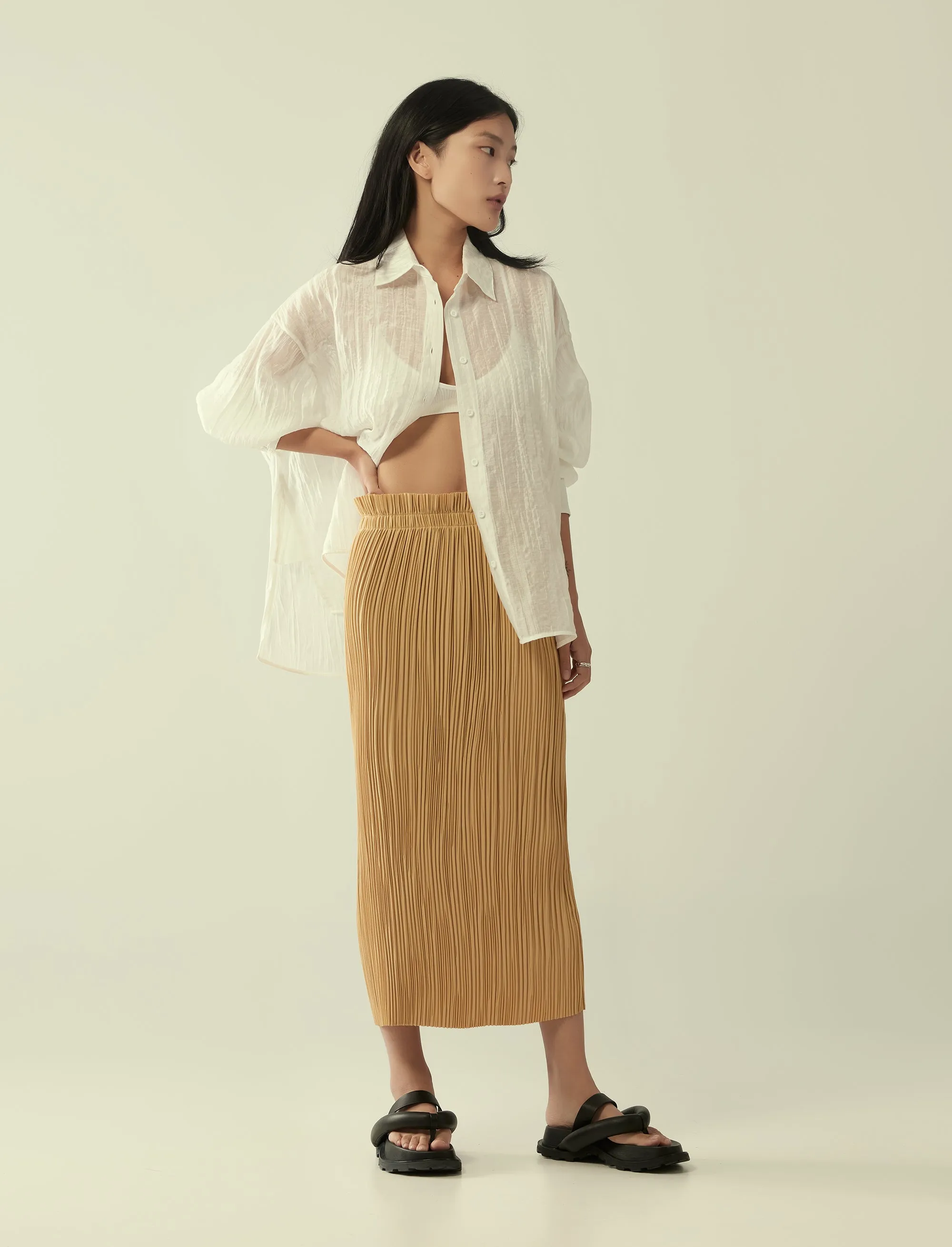 pleated midi skirt