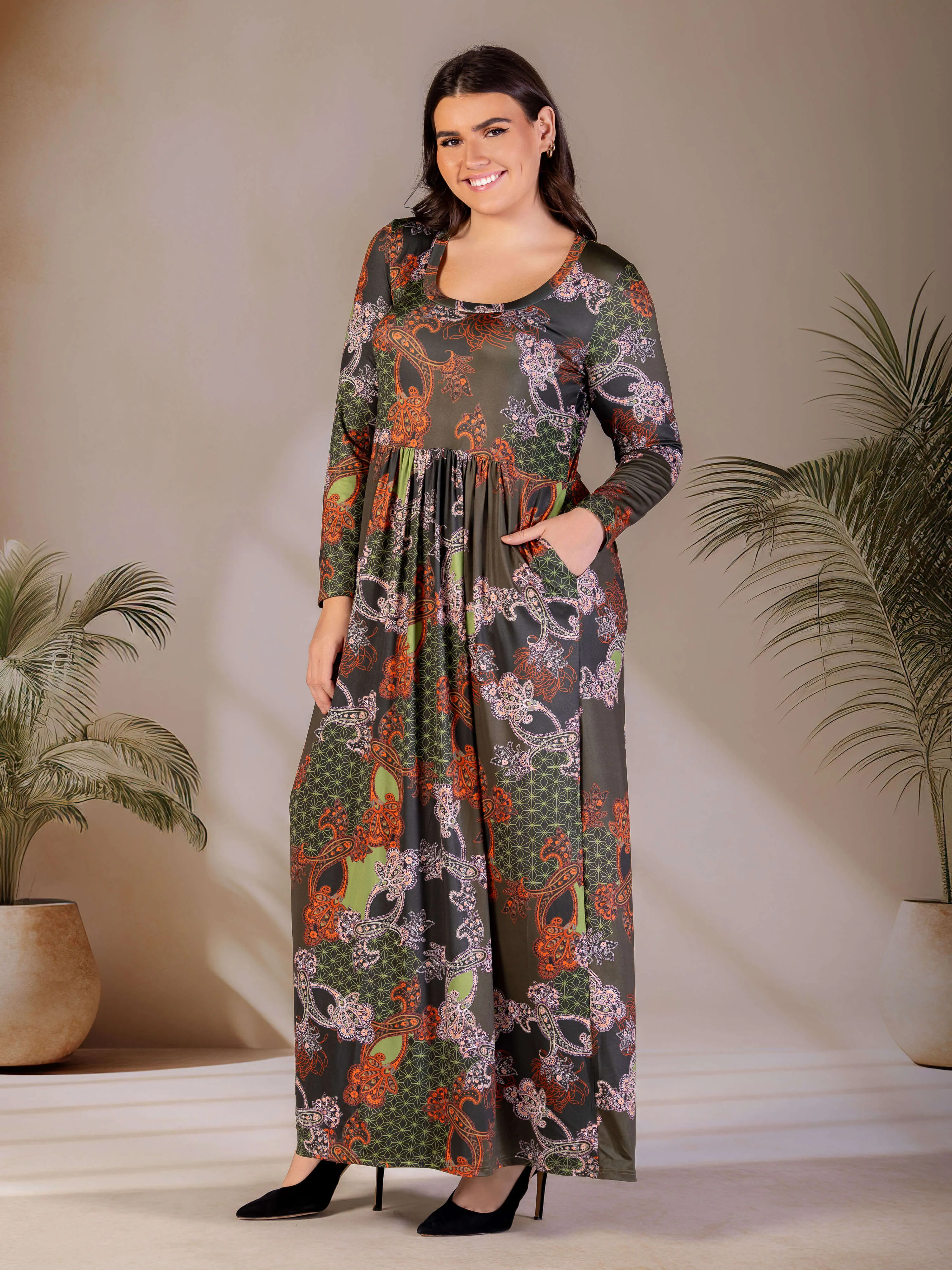 Plus Size Green Long Sleeve Empire Waist Pocket Maxi Dress