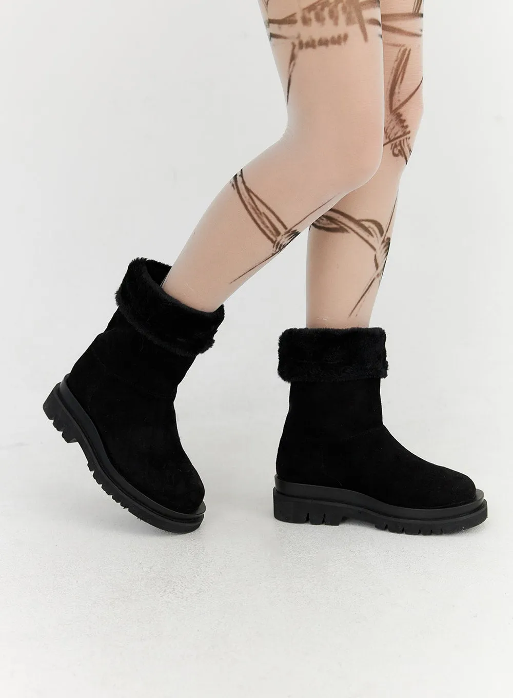 Suede Ankle Boots CN314