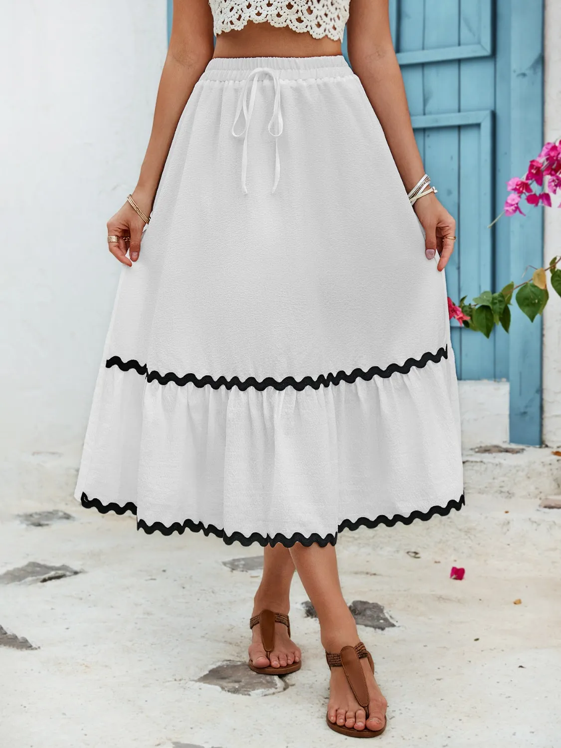 TEEK - White Tied Contrast Trim High Waist Skirt