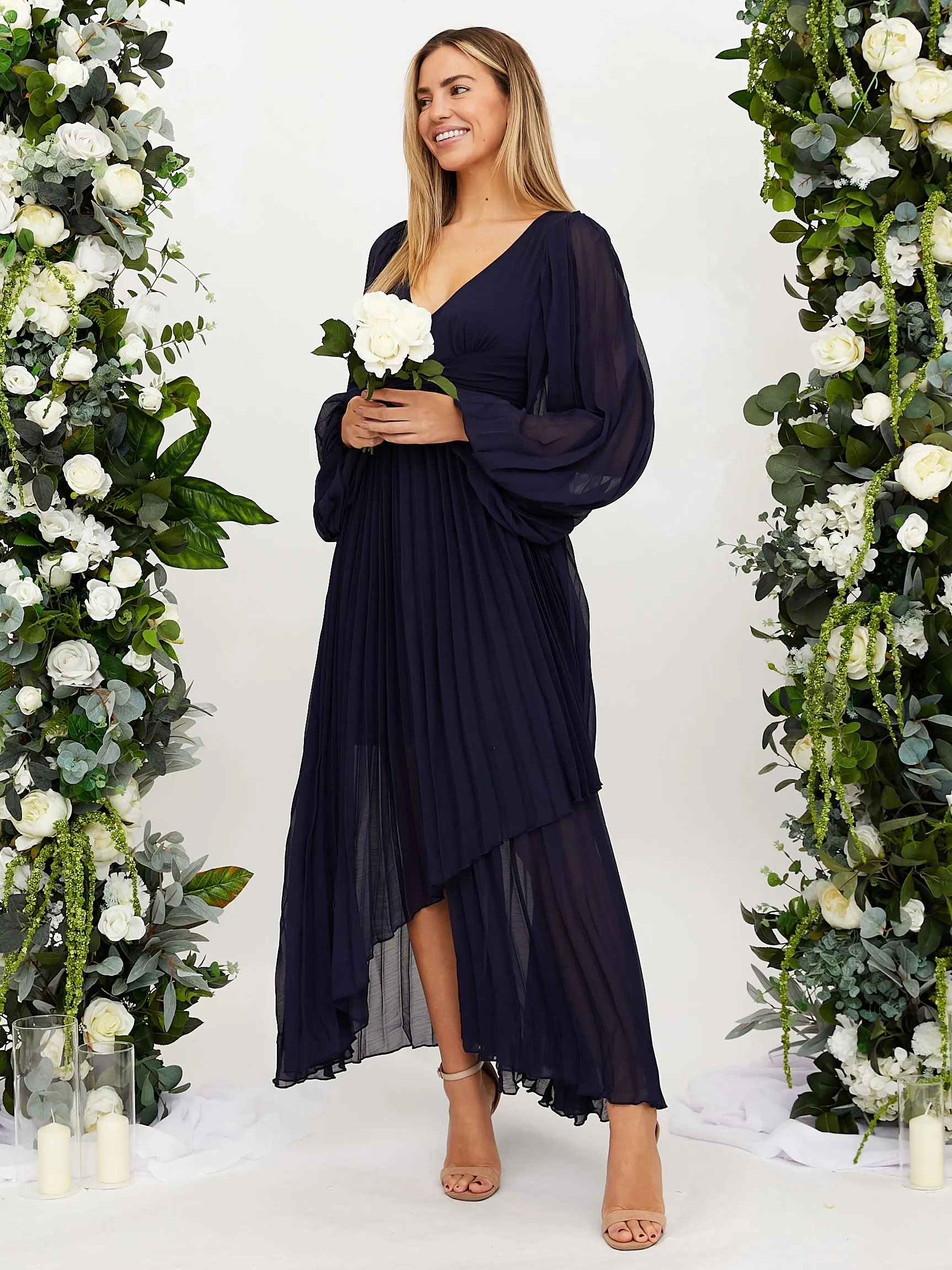 Toni Long Sleeved Pleated Maxi Dress / Navy