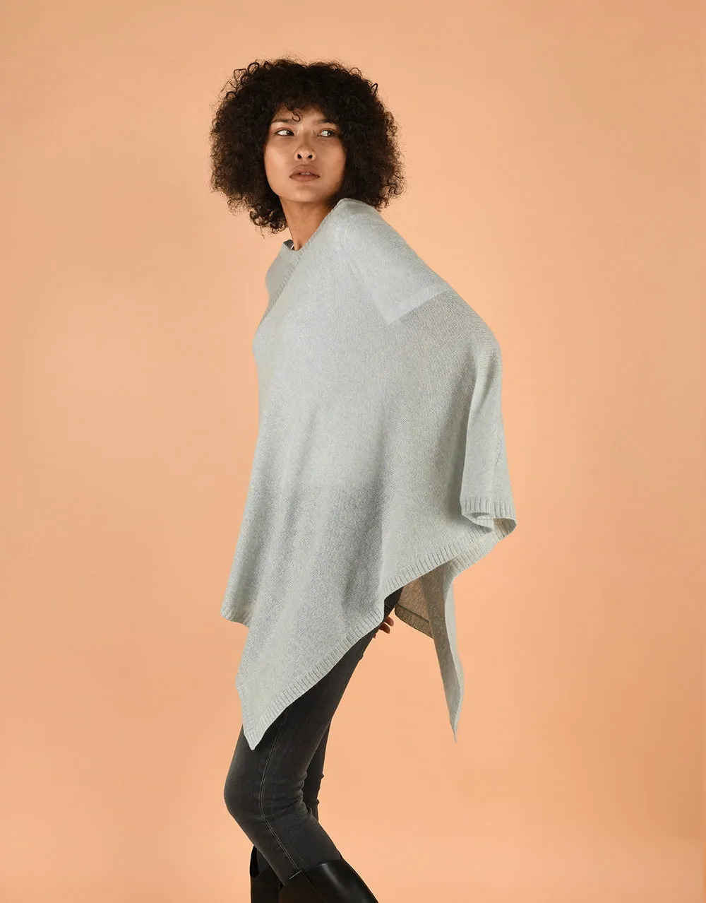 Ultra Soft Poncho in Ice Jelly