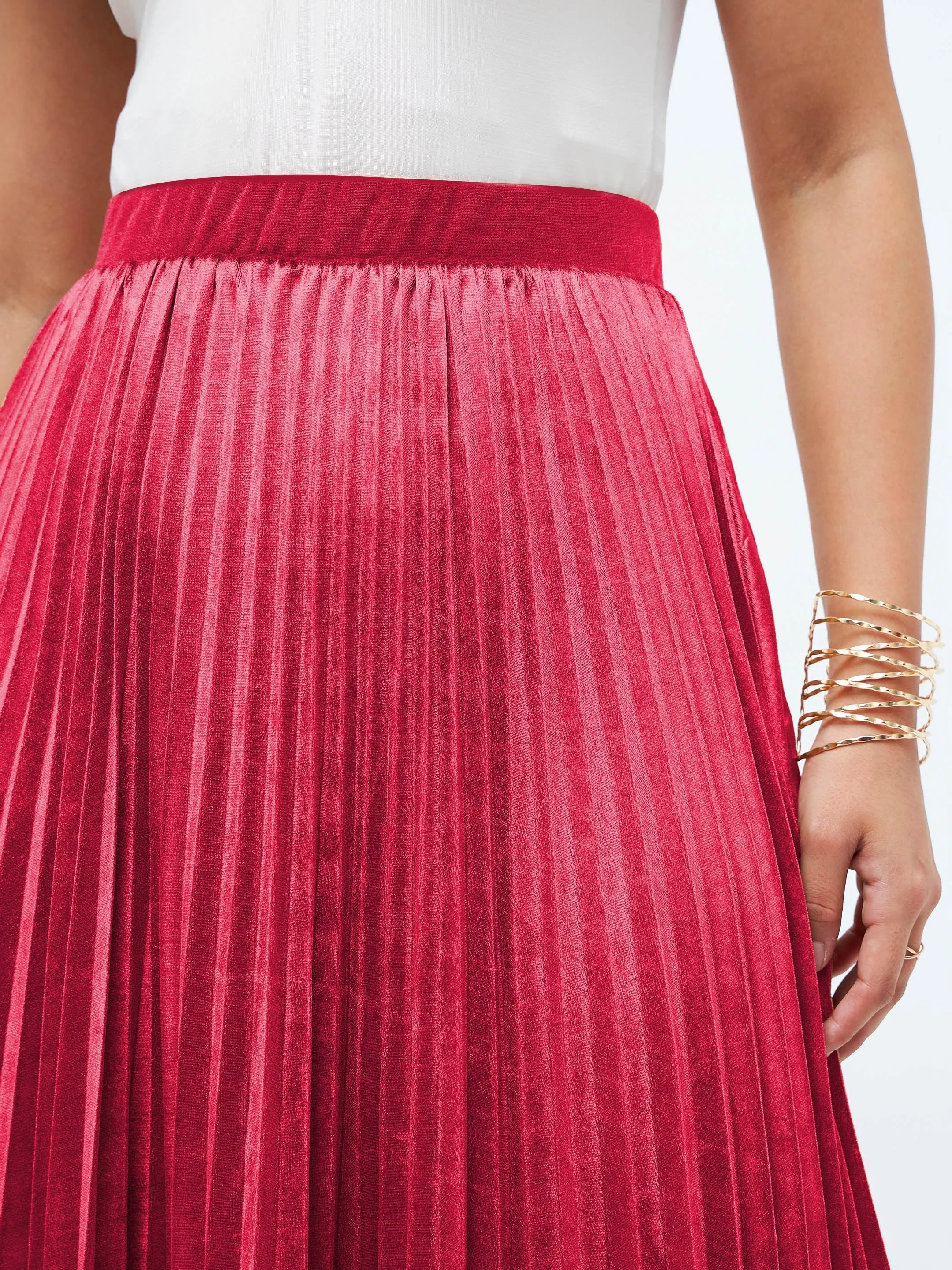 Women Pink Velvet Pleated Skirt