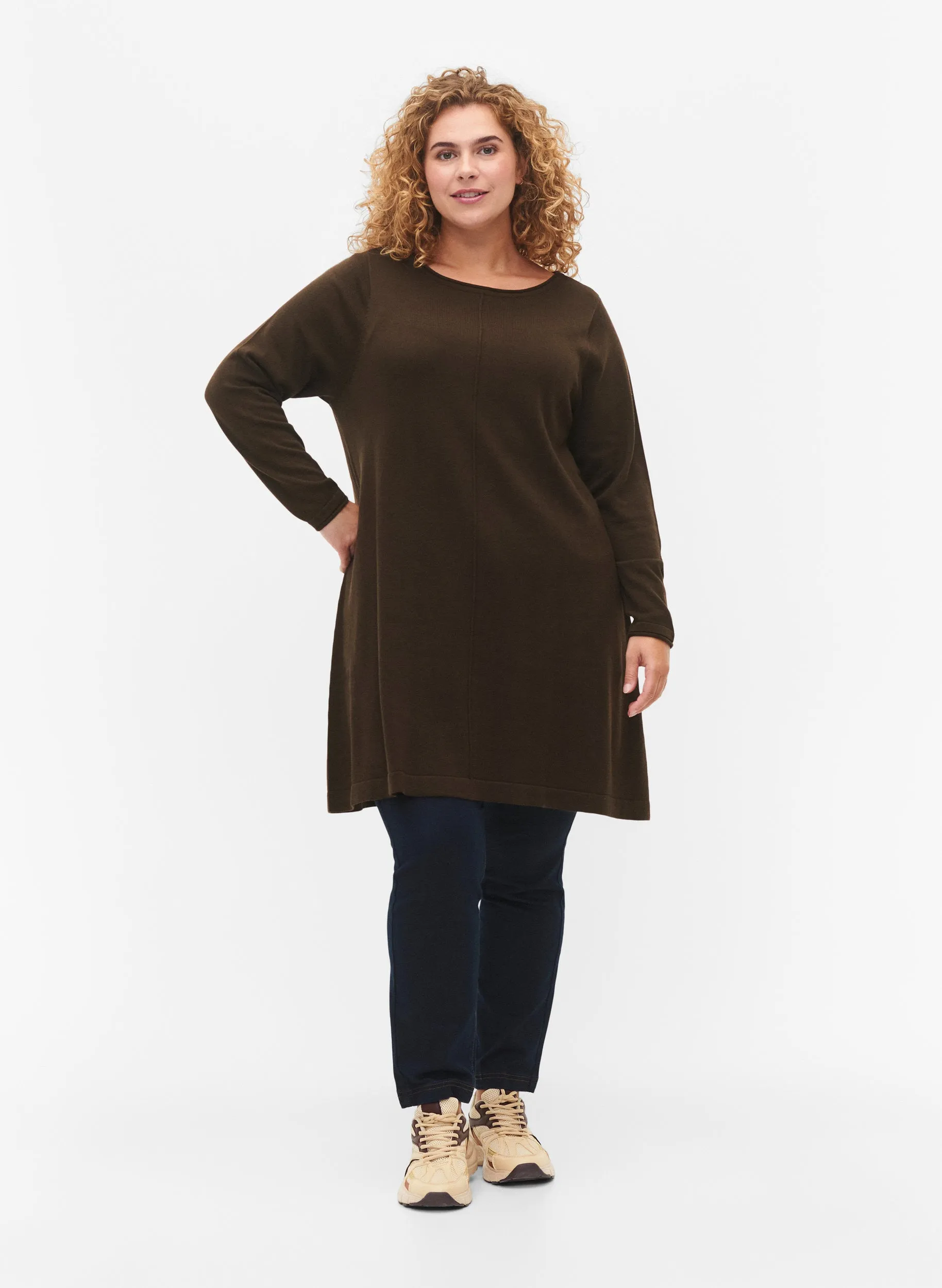 Zizzi Demi Knitted Dress in Brown